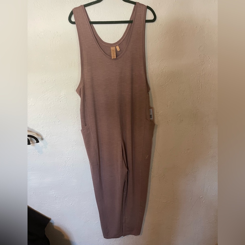 Sleeveless Mauve Jumpsuit with Pockets - Picture 1 of 6